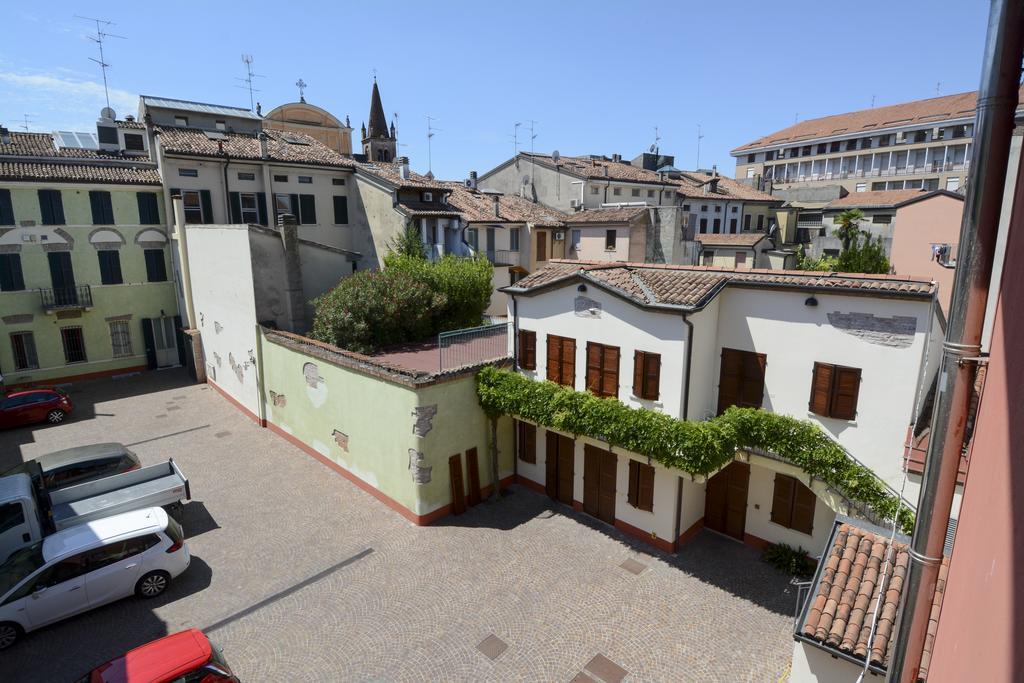 A Casa Dei Gonzaga Hotel Mantova Exterior photo